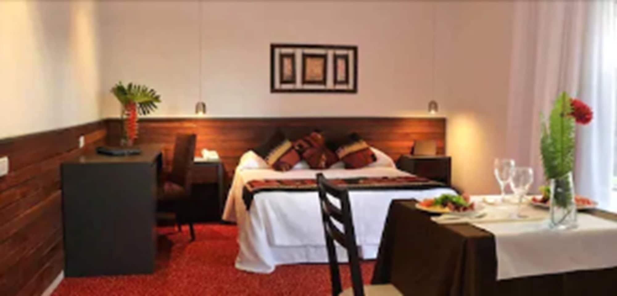 Gran Hotel Tourbillon & Lodge Puerto Iguazú Esterno foto